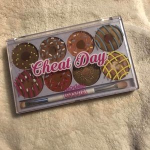 Models Own Cheat day Eyeshadow palette